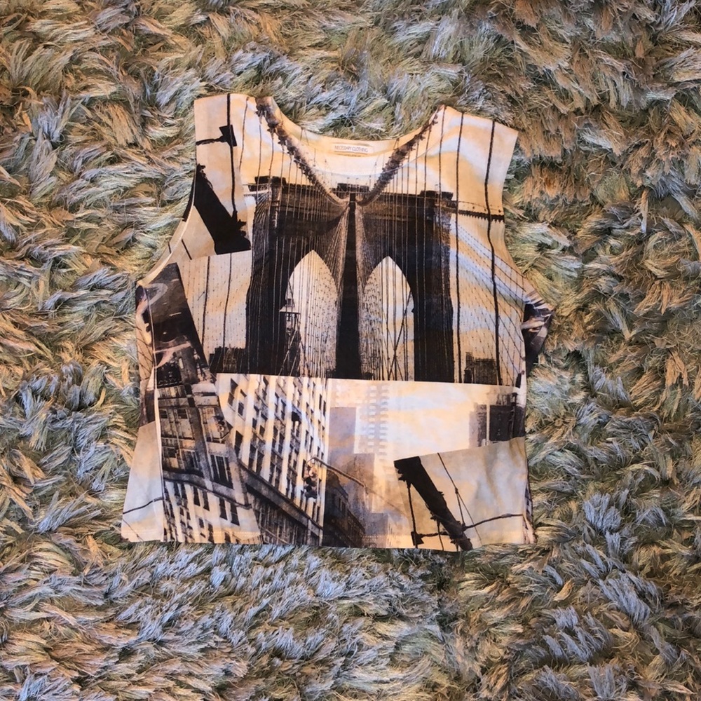 Sleeveless Crop Top